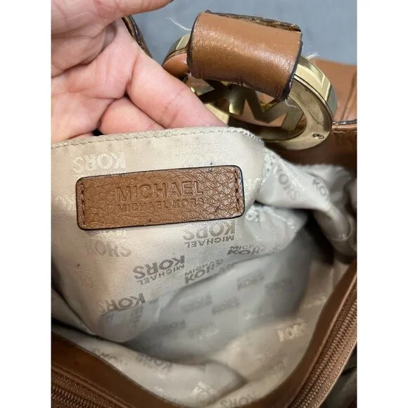 Michael Kors Fulton Large Leather East West Tote Bag luggage color - Picture 15 of 16